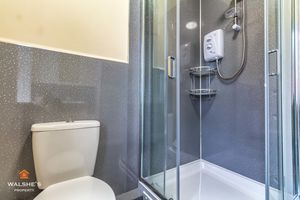Flat 2 Bathroom- click for photo gallery